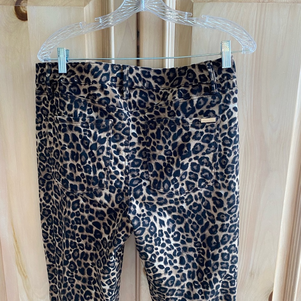 NWOT White House Blk Market leopard pants Sz 30. Never worn perfect cond. $20 - Picture 4 of 13